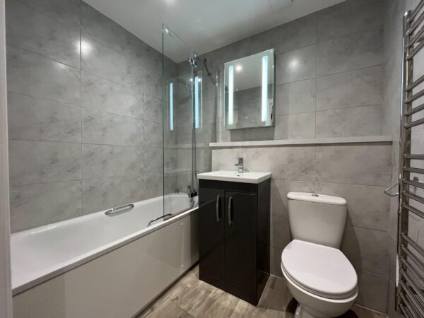 69 Kingston Road, New Malden, KT3