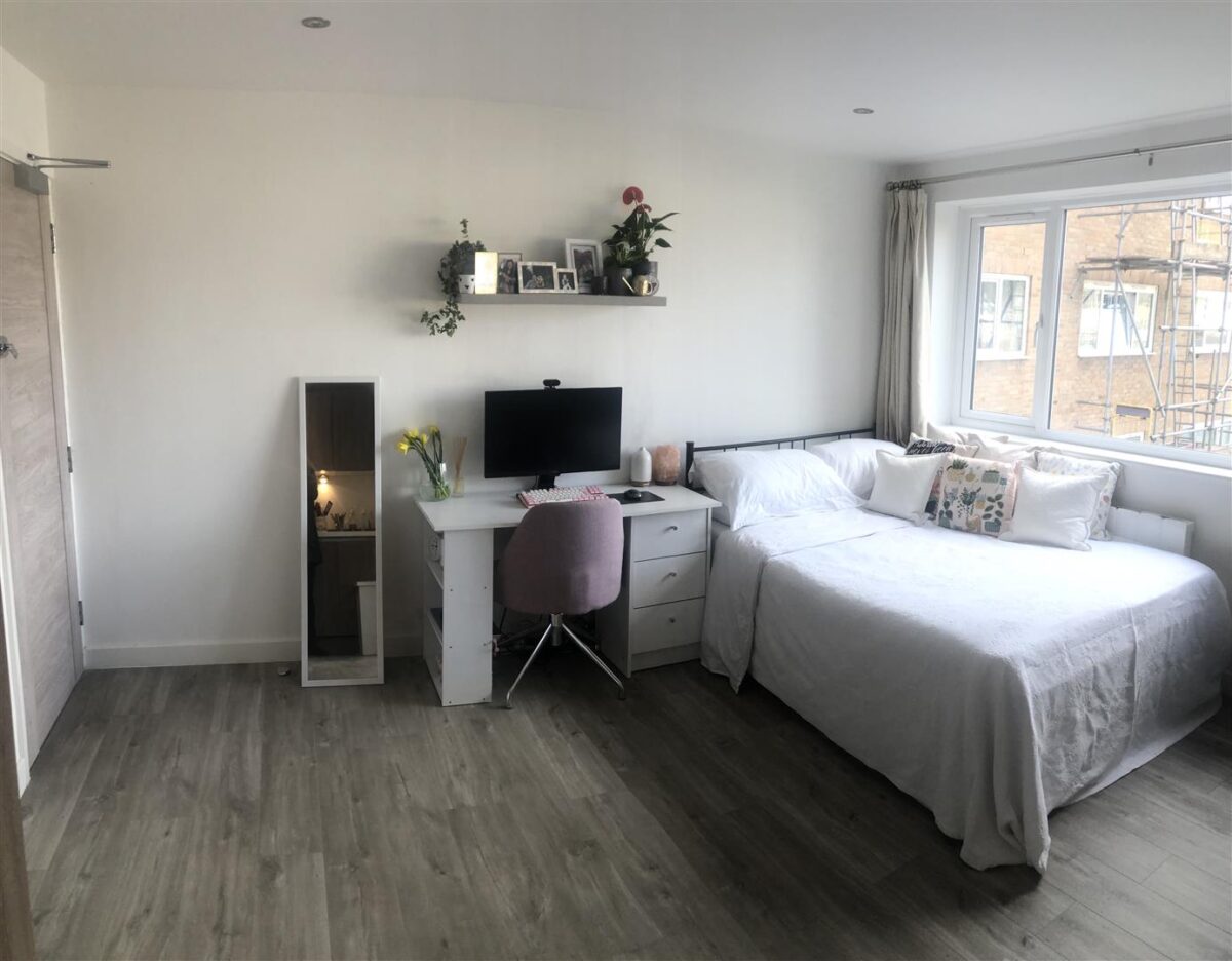 Charter Court, New Malden