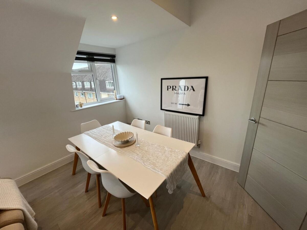 Charter Court, New Malden