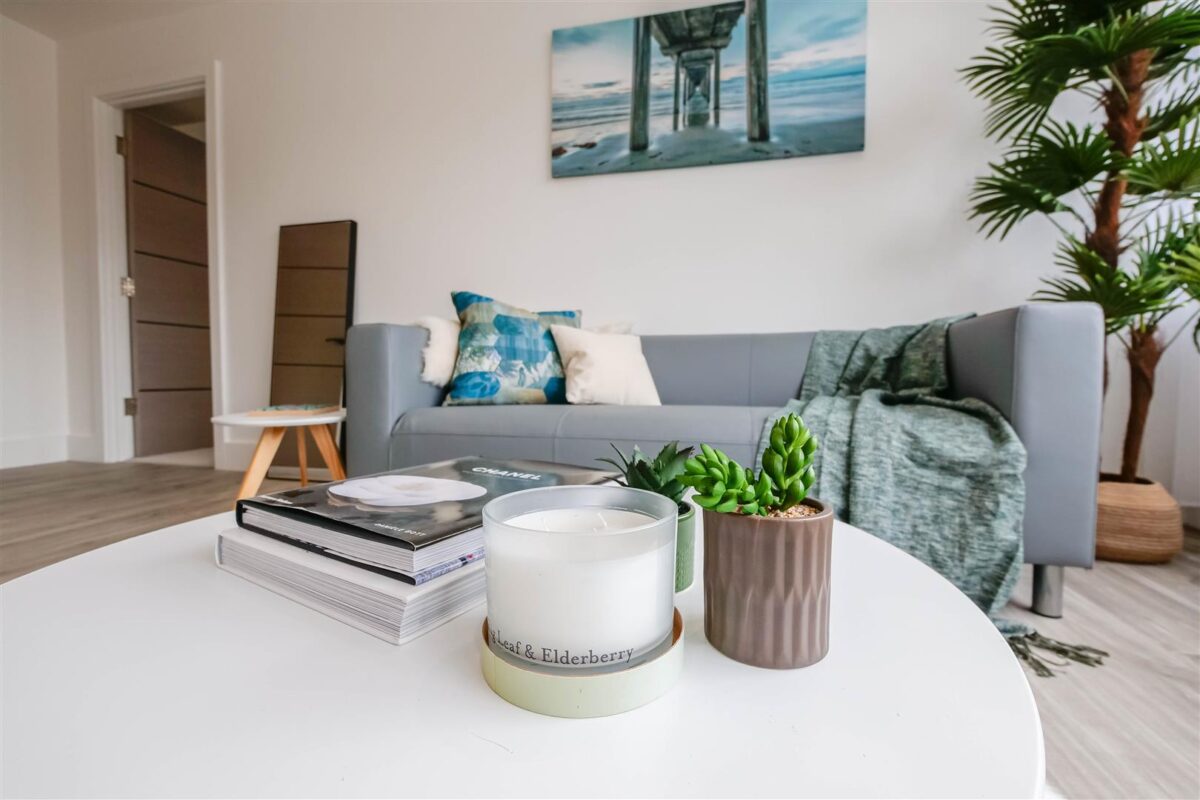 69 Kingston Road, New Malden