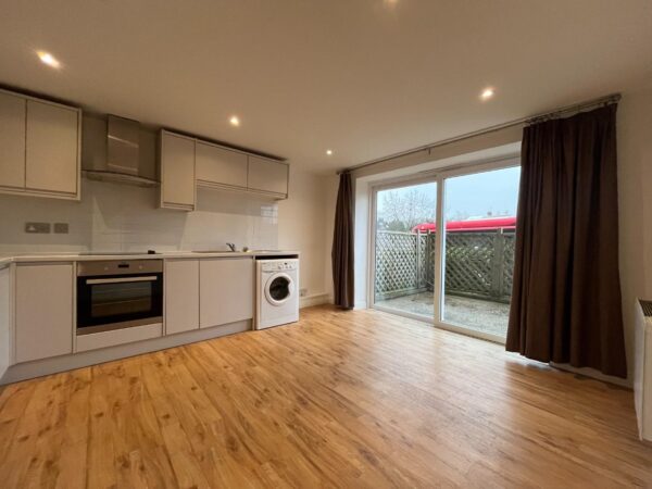 Beverley Court, SW20