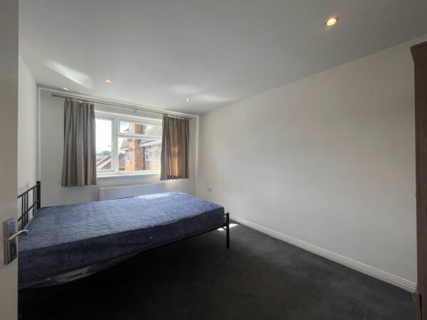 Beverley Way, SW20 0AE