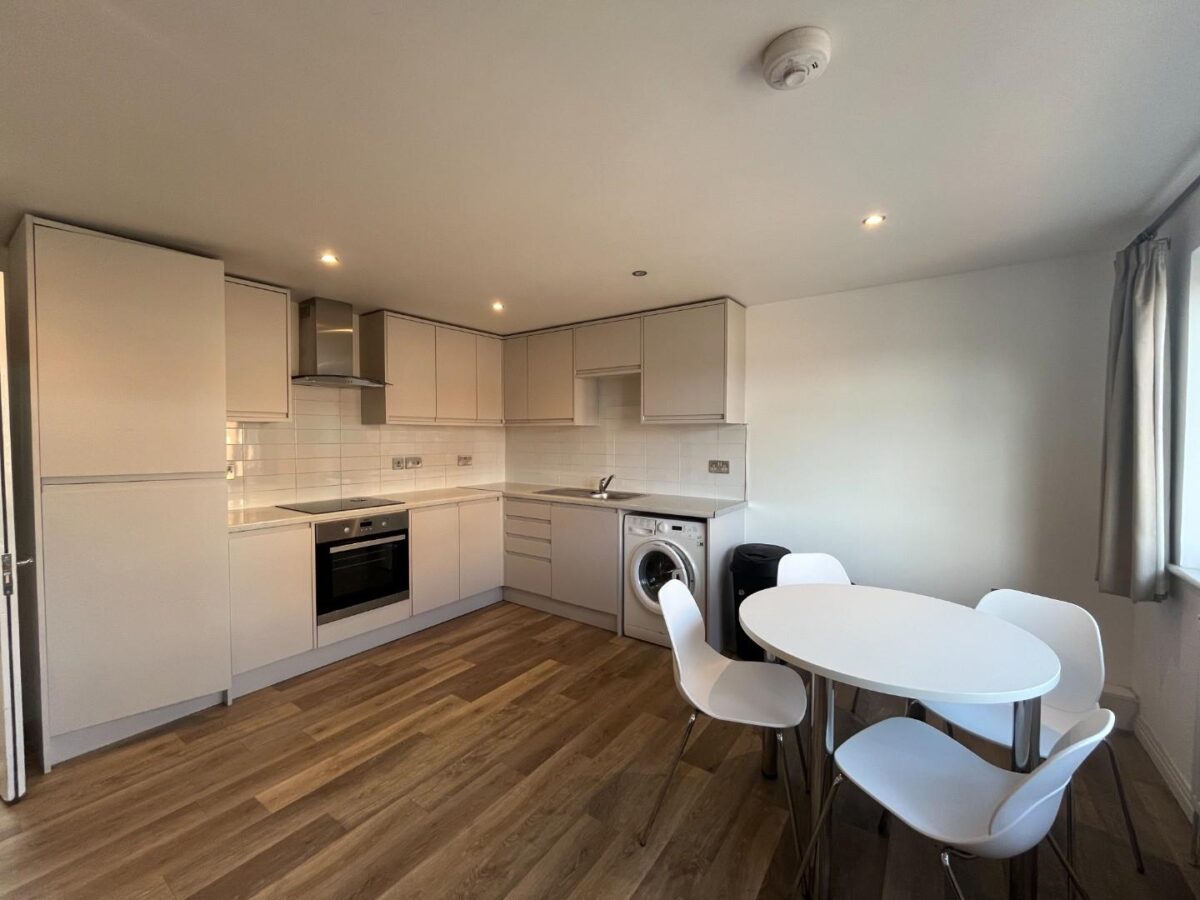 Beverley Way, SW20 0AE