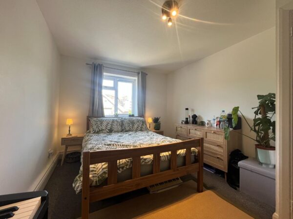 89 Worple Road, Wimbledon