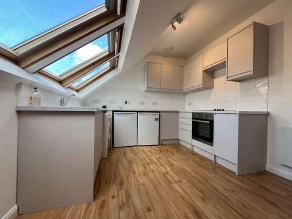 Beverley Court, SW20 0AE