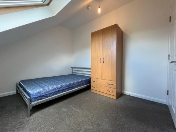 Beverley Court, SW20 0AE