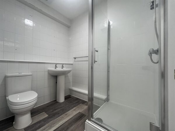 Woodcote Side, Epsom