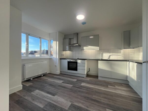 Beverley Court, SW20 0AE