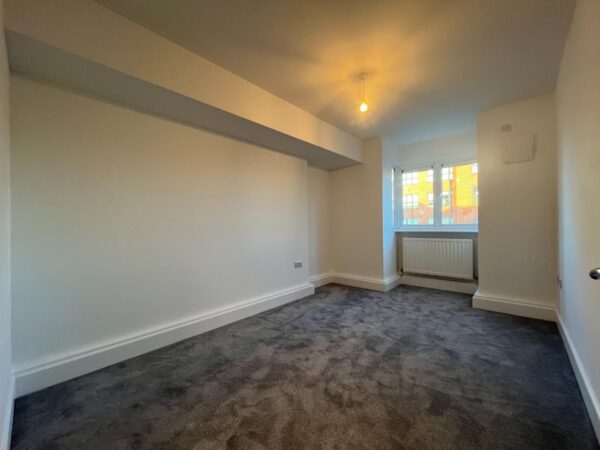 Beverley Court, SW20 0AE