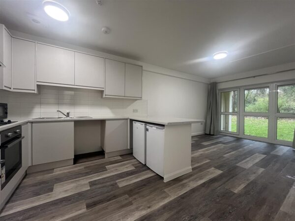 Woodcote Side, Epsom