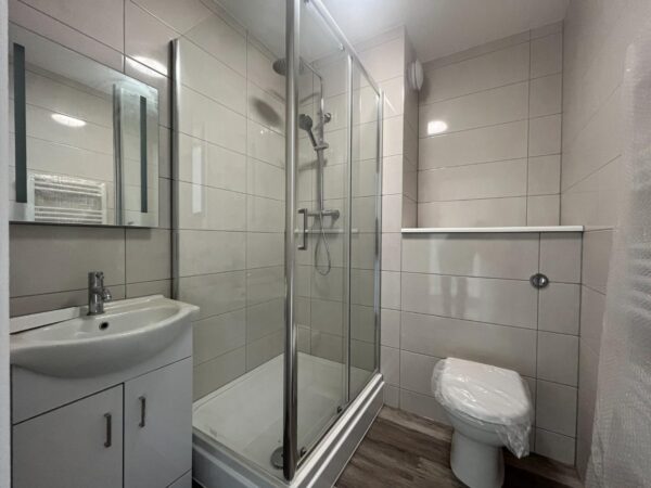 Beverley Court, SW20 0AE