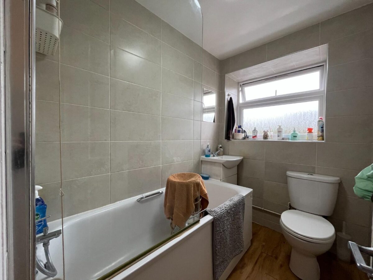 Beverley Way, London, SW20