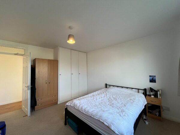 Charter Court, New Malden, KT3