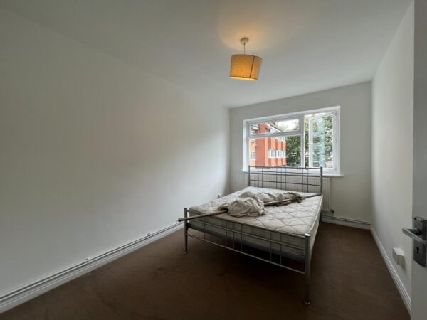 Beverley Way, London, SW20