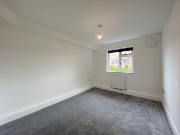 Beverley Court, SW20 0AE