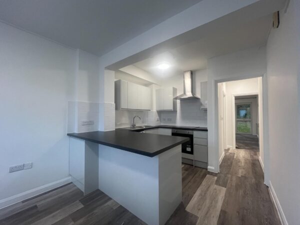 8-10 Woodcote Side, Epsom