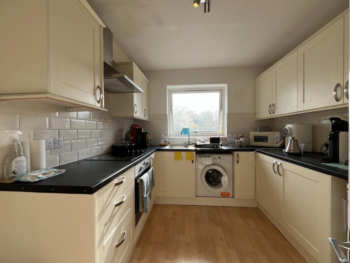 Charter Court, New Malden, KT3