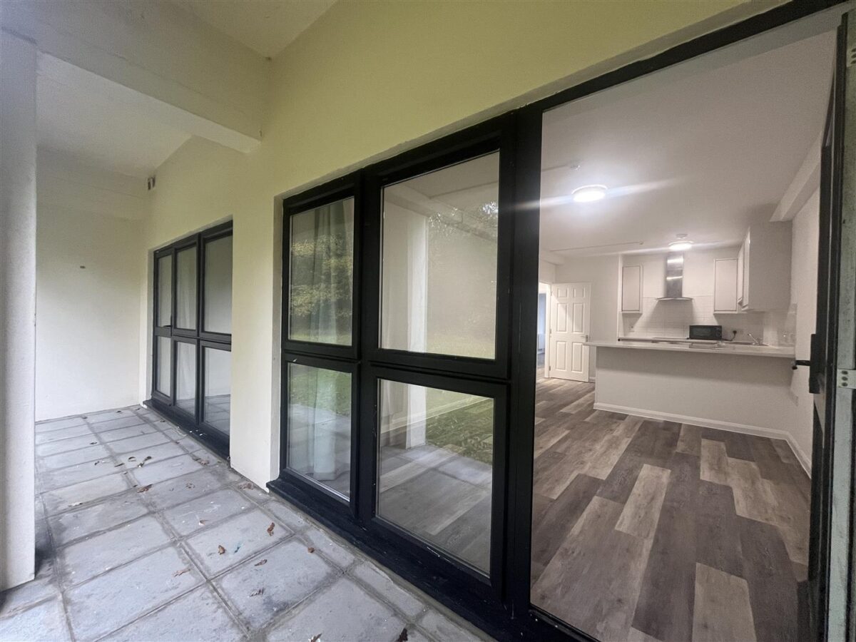 Woodcote Side, Epsom