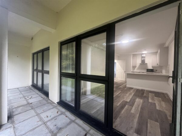 Woodcote Side, Epsom