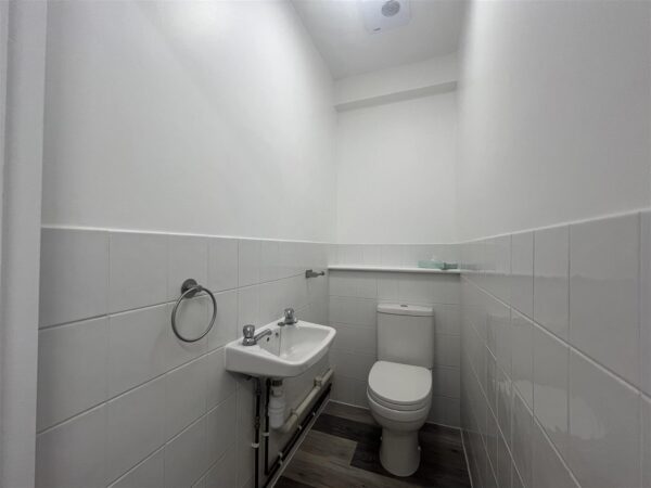 Woodcote Side, Epsom