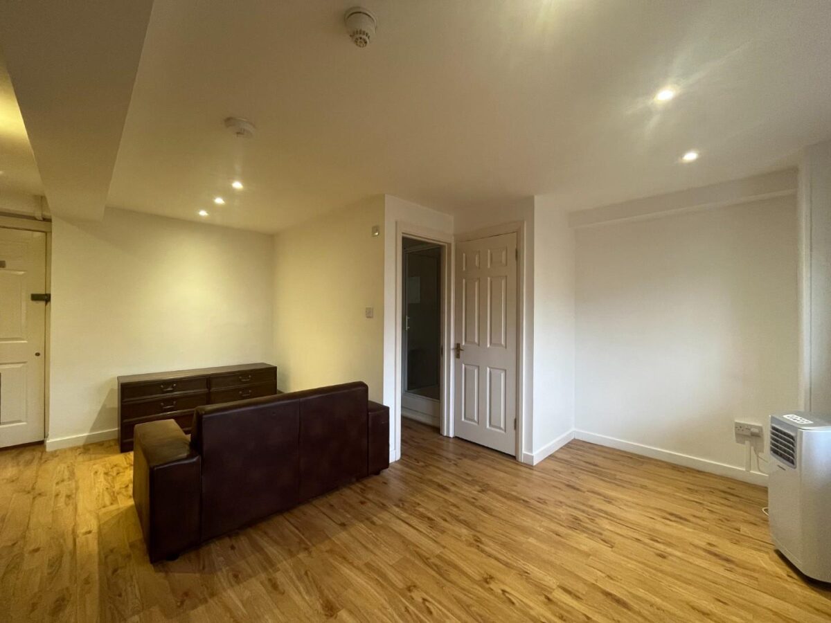 63-67 Kingston Road, New Malden