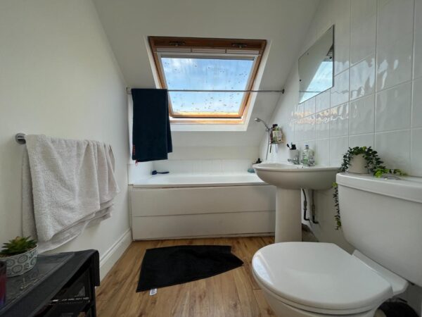 Charter Court, Linden Grove