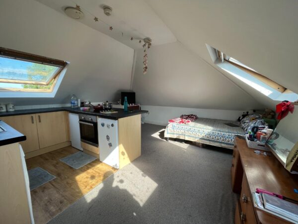 Charter Court, Linden Grove