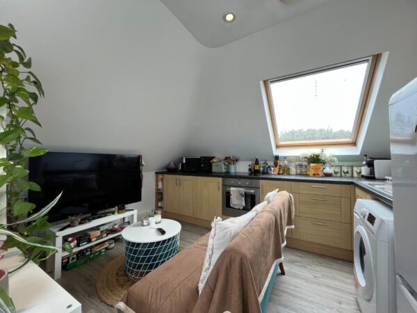 Southfields Court, Sutton