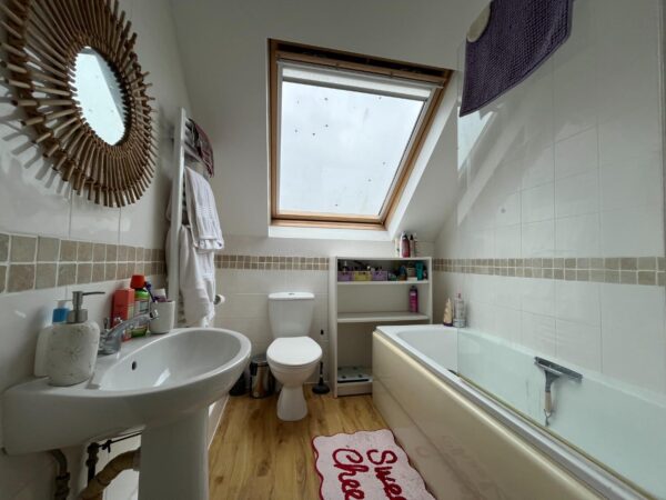 Southfields Court, Sutton