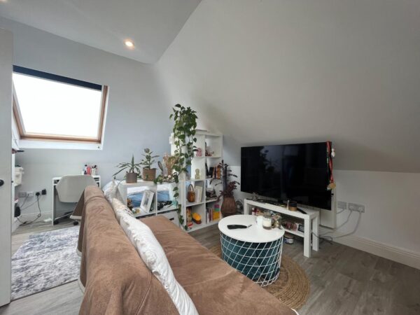 Southfields Court, Sutton