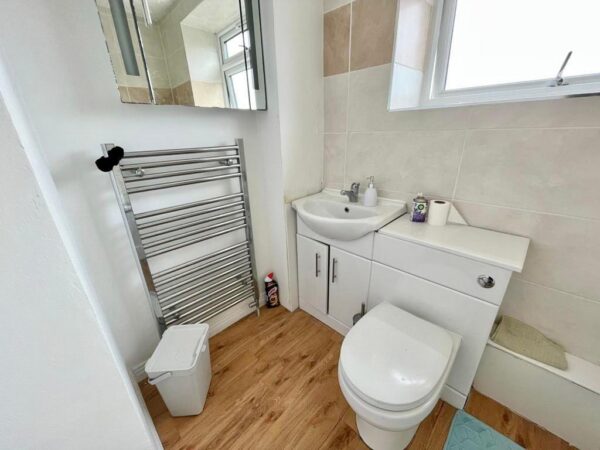 Charter Court, New Malden