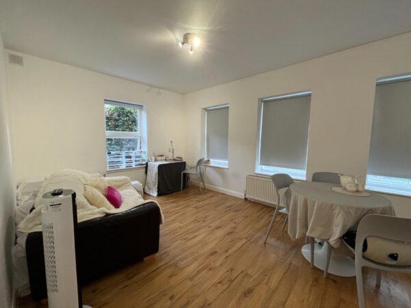 Chestnut Grove, New Malden