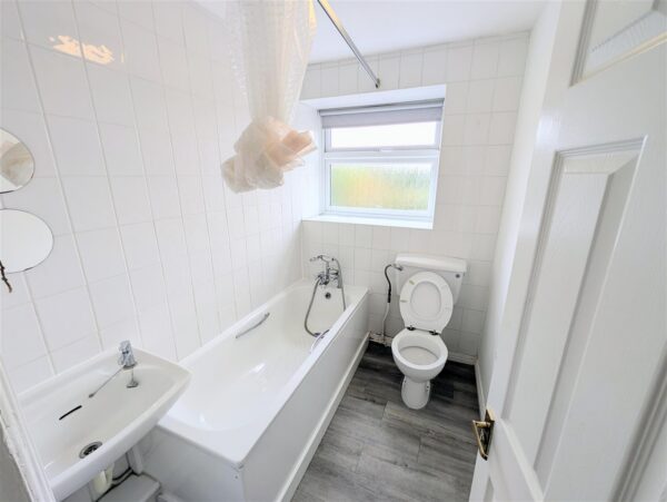 Beverley Court, SW20 0AE