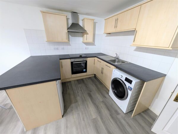 Beverley Court, SW20 0AE