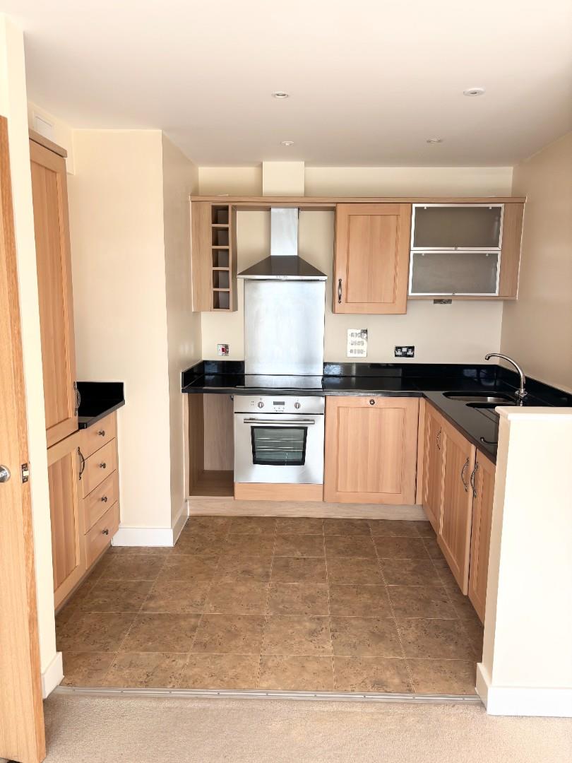 Highbury Drive, Leatherhead