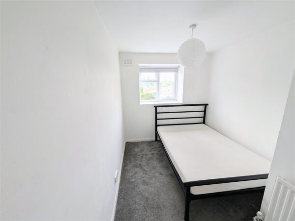 Beverley Court, SW20 0AE