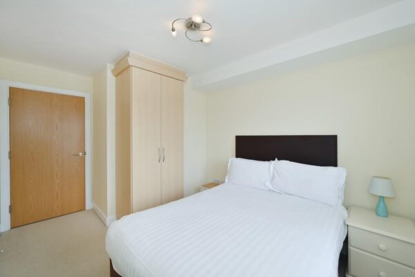 Highbury Drive, Leatherhead